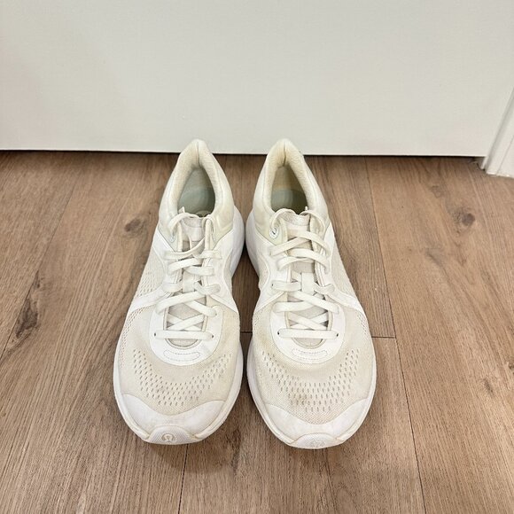 LULULEMON Women's Chargefeel Low Workout Shoe in White Size US 9 - Picture 2 of 9
